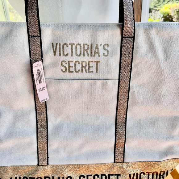 NWT Victoria's Secret tote with sparkling trim - Picture 6 of 6
